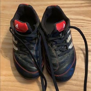Kids Adidas soccer cleats size 10